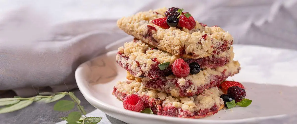 Galleta de frutos rojos y almendra